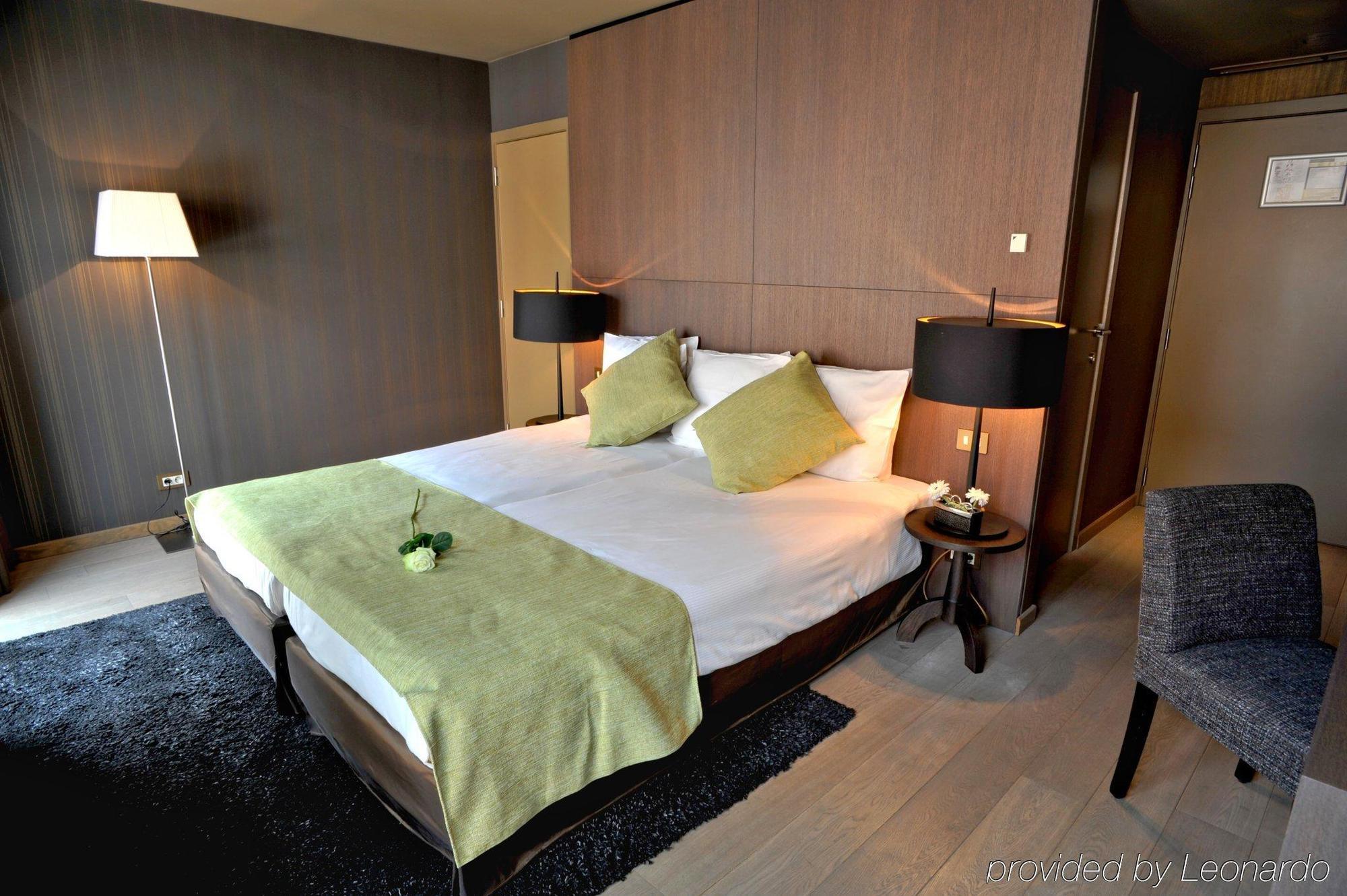 Flanders Hotel บรูจส์ ภายนอก รูปภาพ
