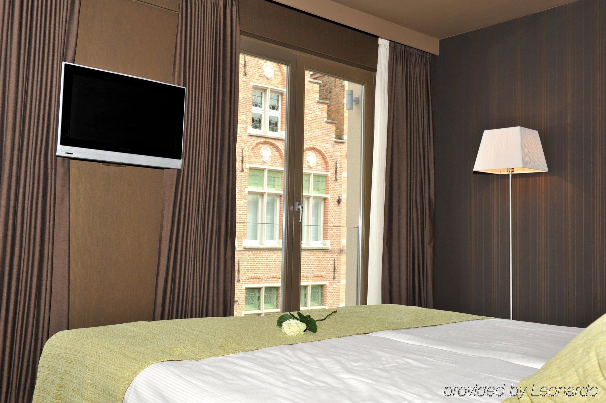 Flanders Hotel บรูจส์ ภายนอก รูปภาพ