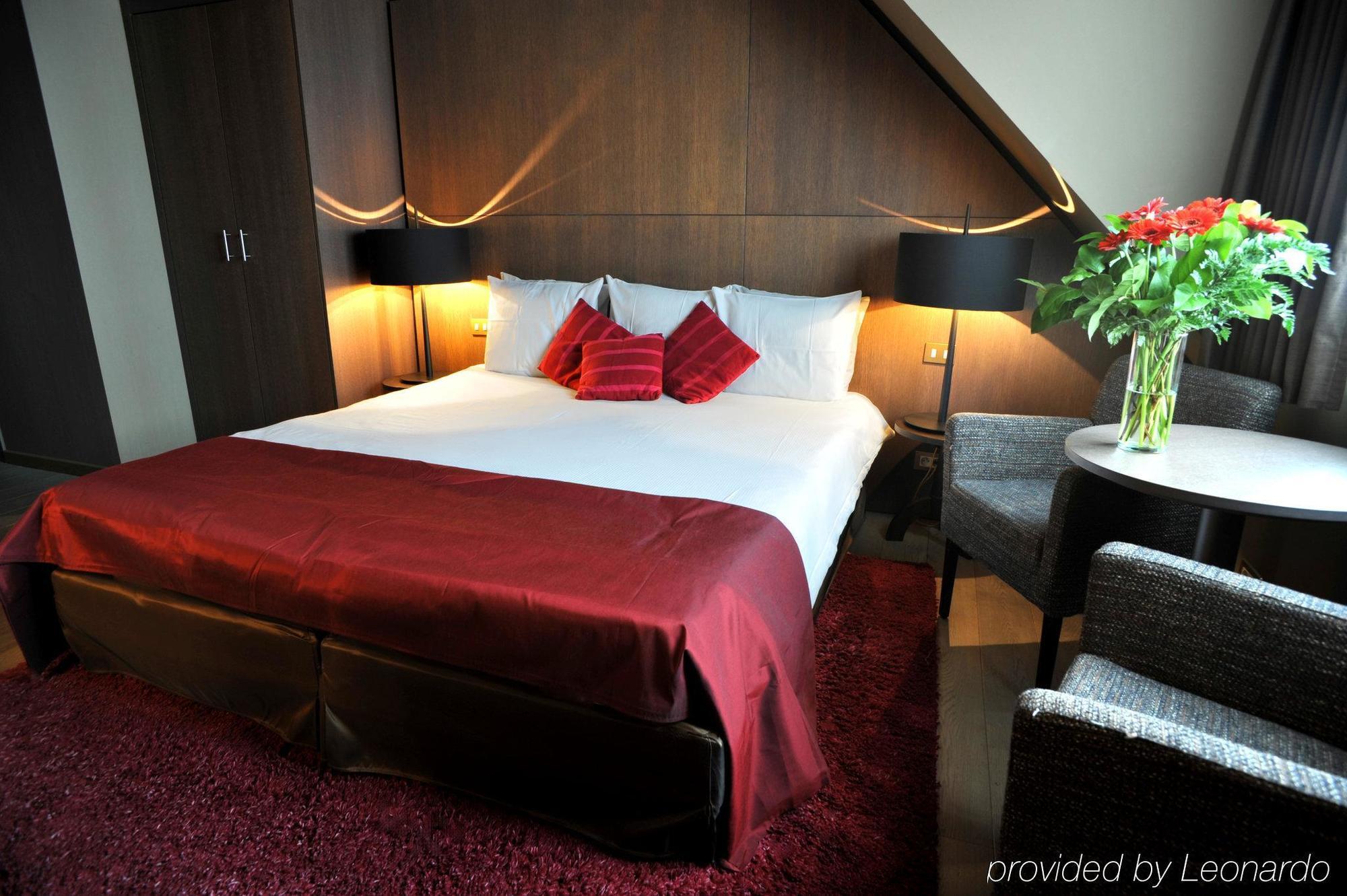 Flanders Hotel บรูจส์ ภายนอก รูปภาพ