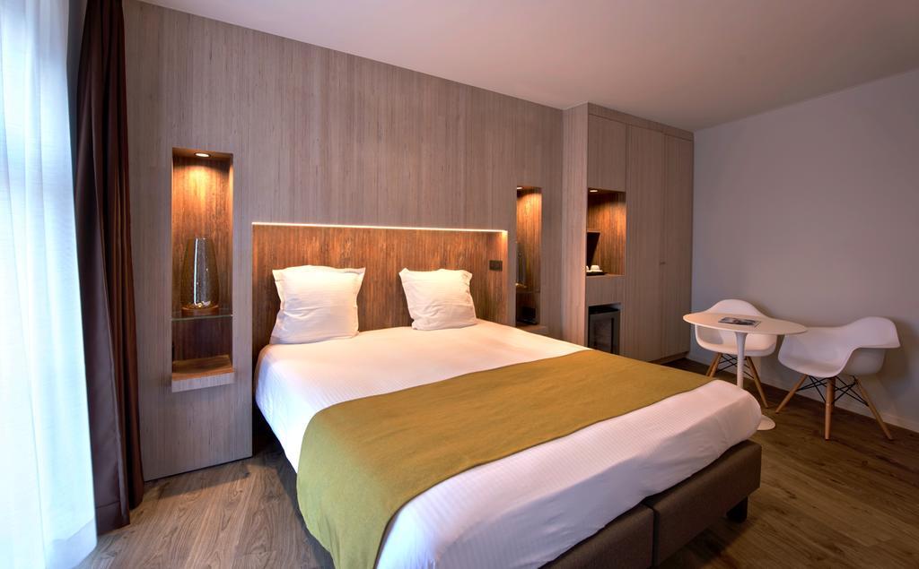 Flanders Hotel บรูจส์ ภายนอก รูปภาพ
