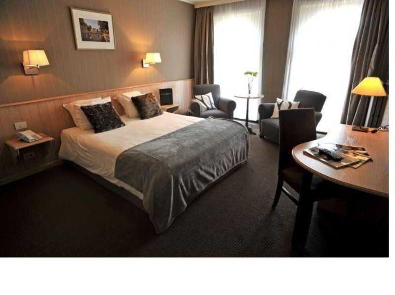 Flanders Hotel บรูจส์ ภายนอก รูปภาพ
