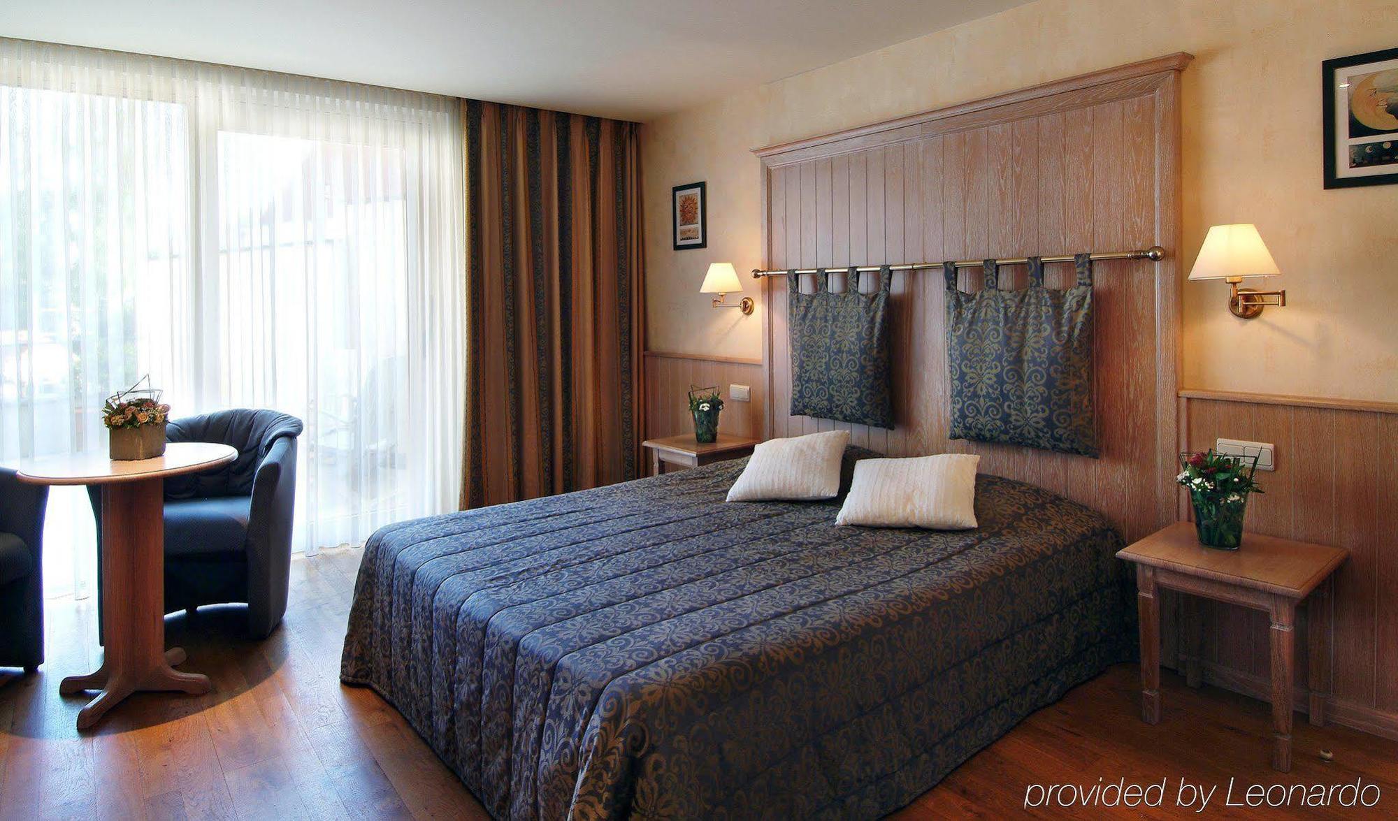 Flanders Hotel บรูจส์ ภายนอก รูปภาพ