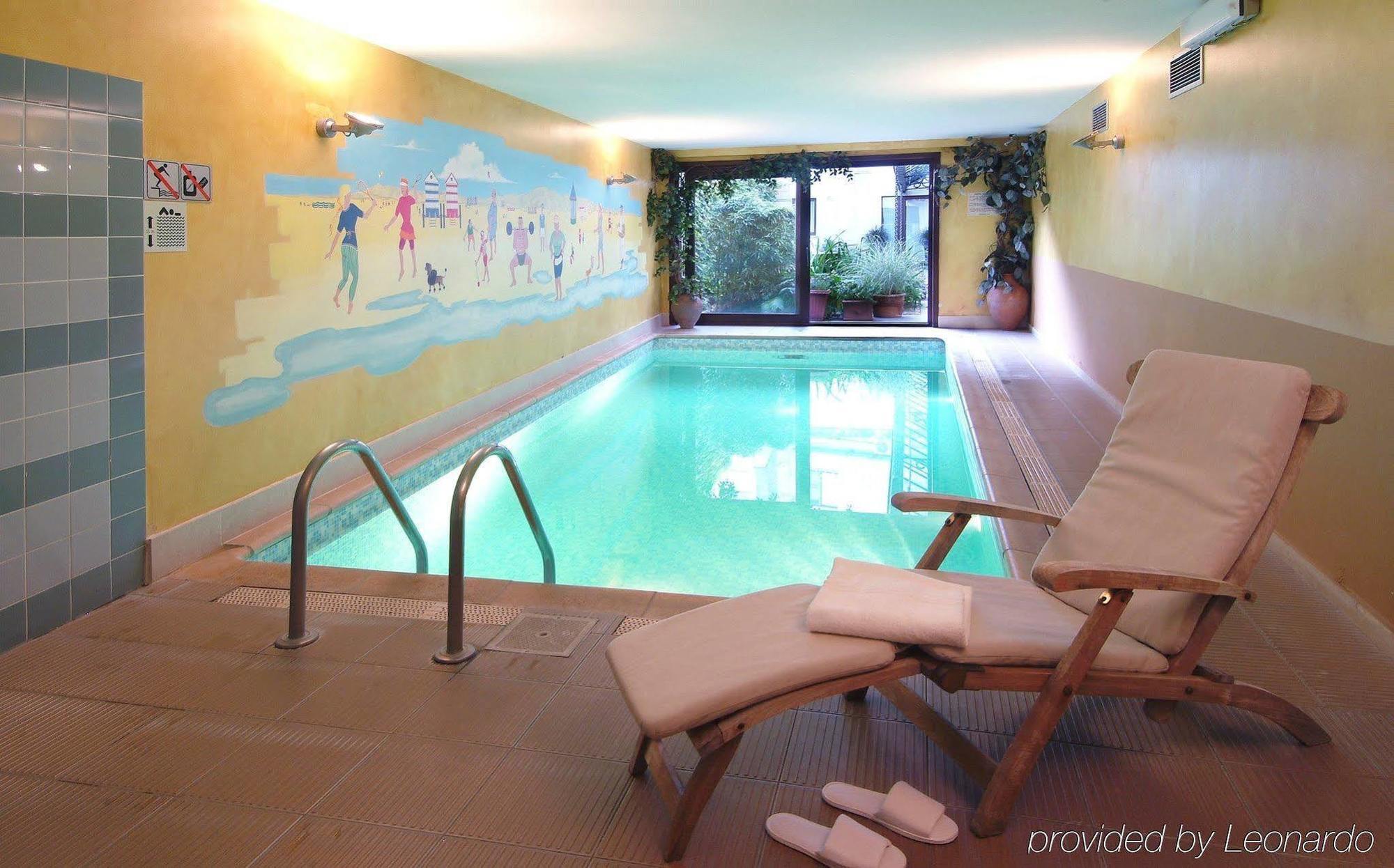 Flanders Hotel บรูจส์ ภายนอก รูปภาพ