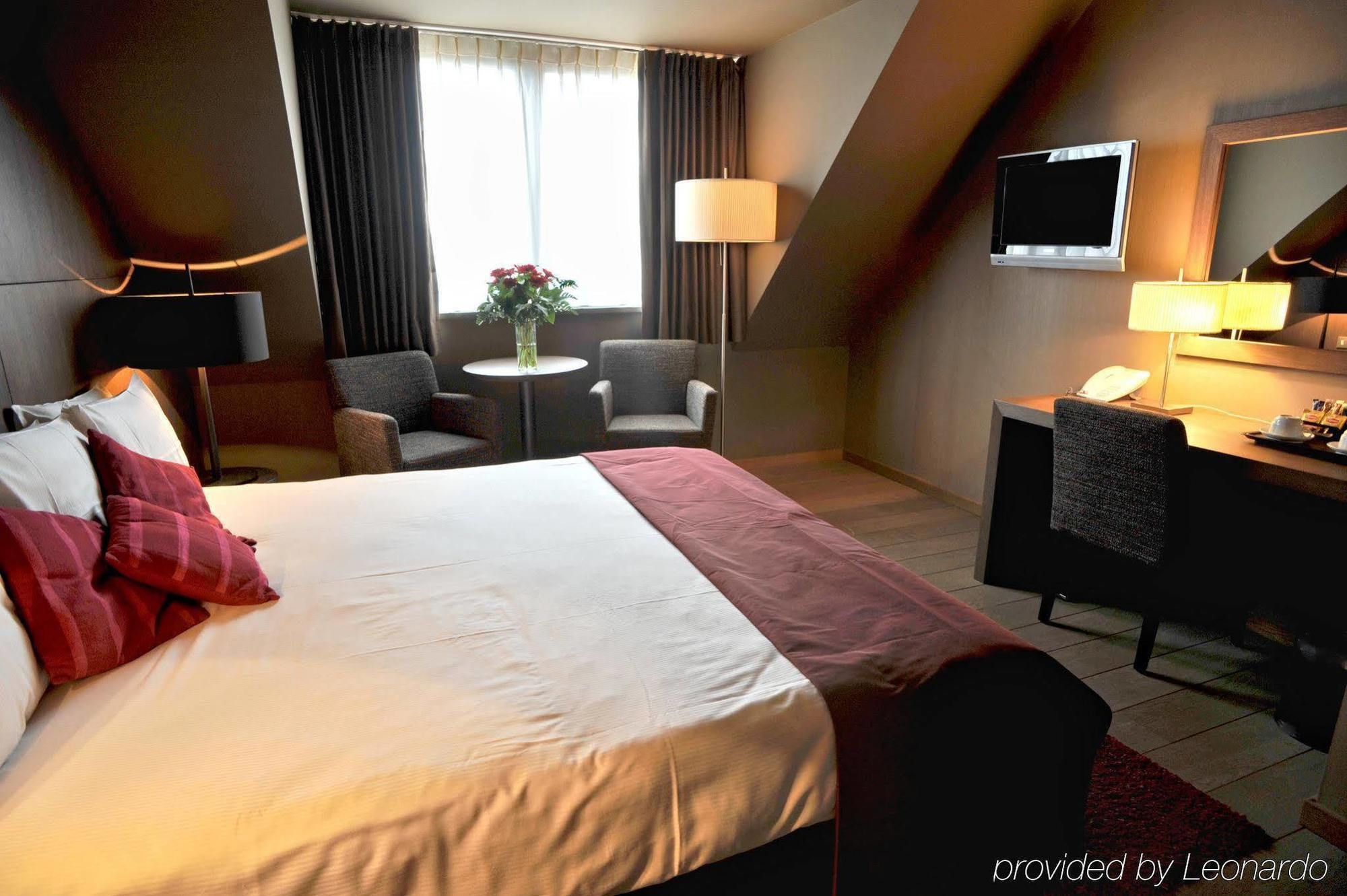 Flanders Hotel บรูจส์ ภายนอก รูปภาพ