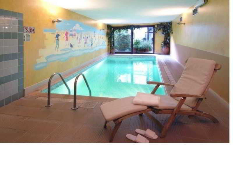 Flanders Hotel บรูจส์ ภายนอก รูปภาพ